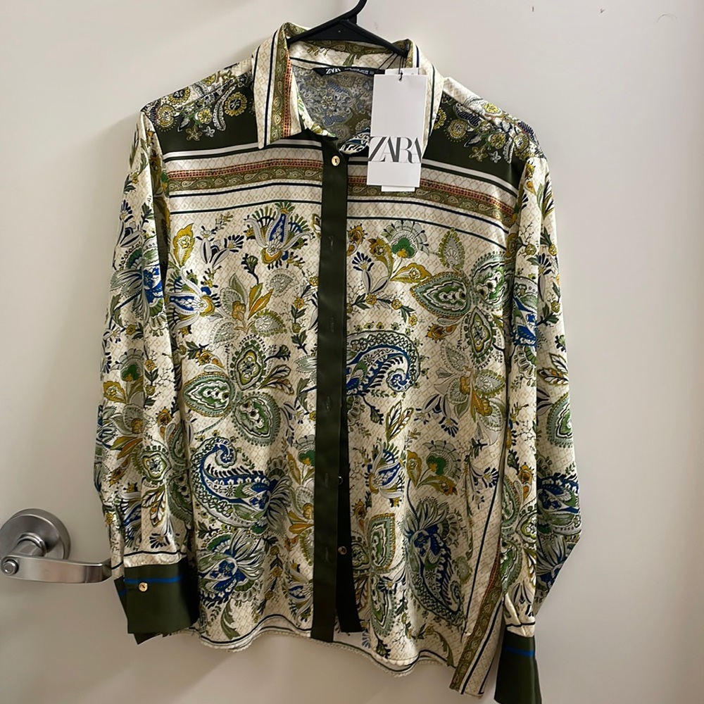 NWT Zara floral blouse